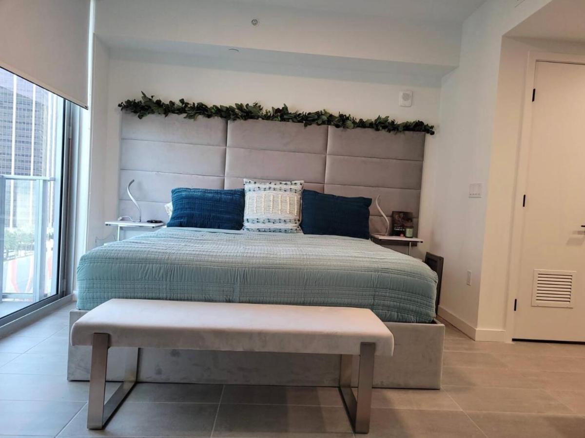 Comfortable Studio With King Bed And Queen Sofa-Bed Маямі Екстер'єр фото